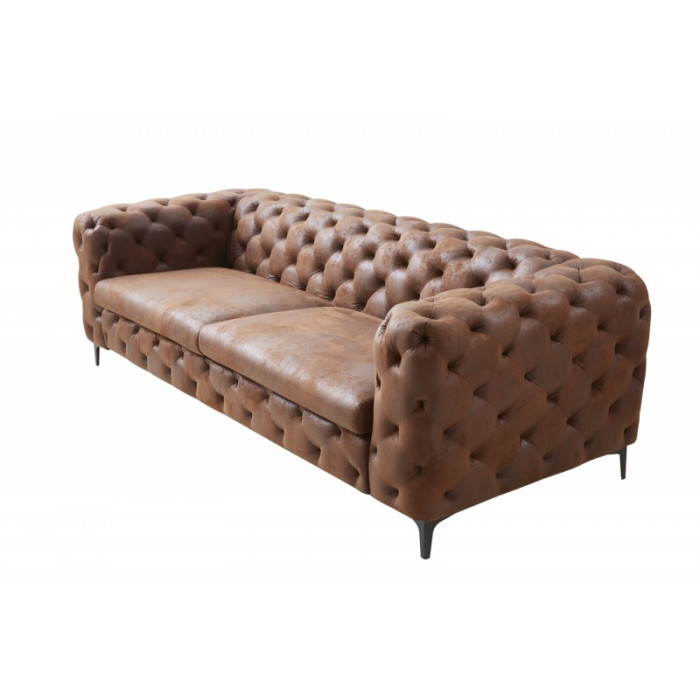 MODERN BAROCK Chesterfield...